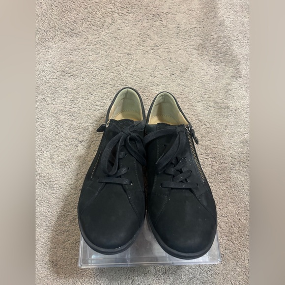 Women's Black Casual Sneakers with Side Zipper - Picture 6 of 12